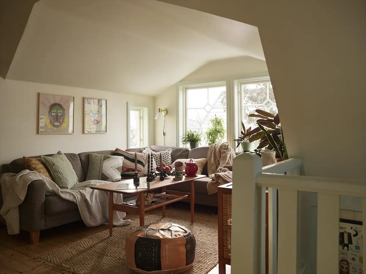 Lounge area on the second-floor landing