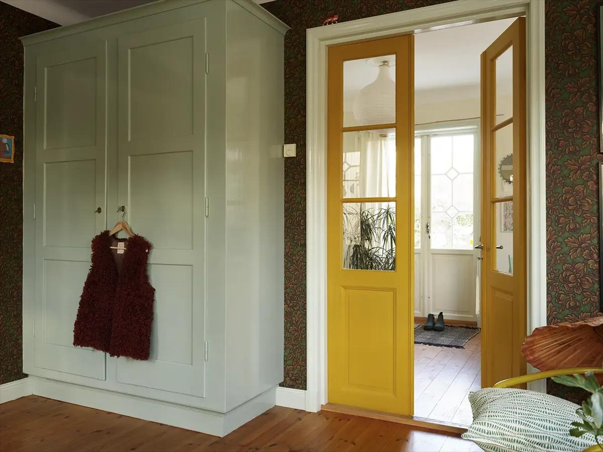 Large white closet for outerwear