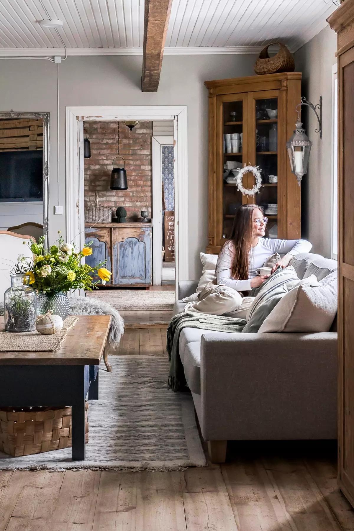 Cozy Scandinavian-style living room