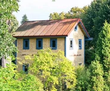 Inside a 19th-Century Finnish Villa Where History Meets Bold Design (and Bees!)